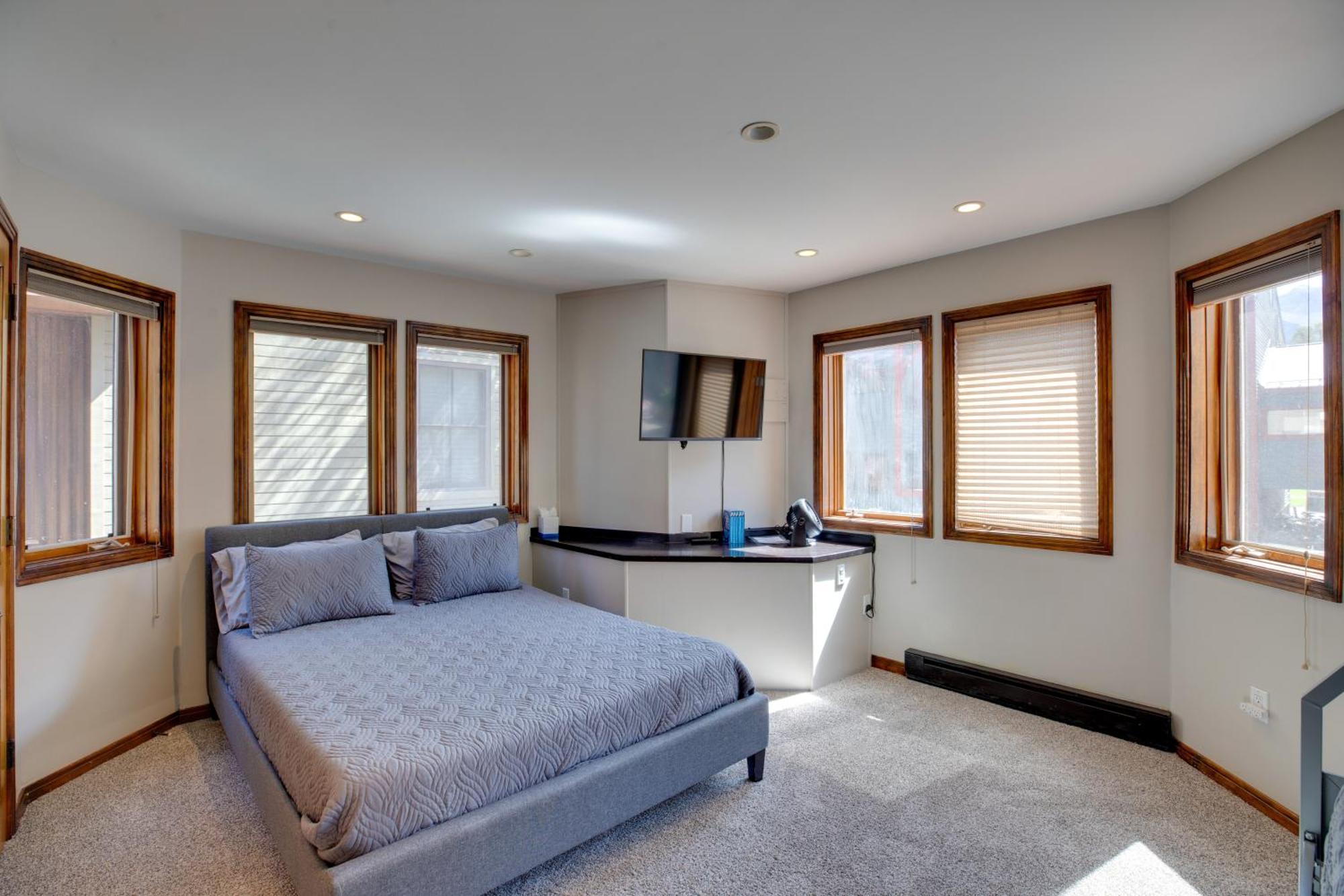 Bright Downtown Telluride Condo - Steps To Lift! Экстерьер фото